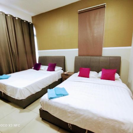 Atlantis Homestay Pool View 1210 Malacca Ngoại thất bức ảnh